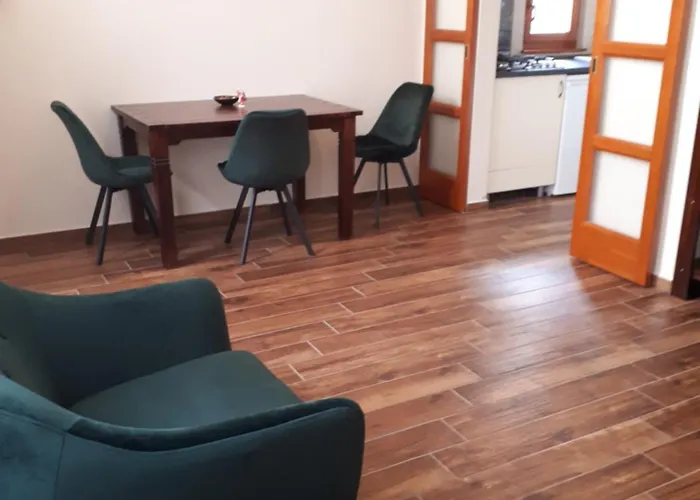 Karasz Apartman